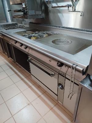 RC8, Fontaine-De-Vaucluse (84), France RC8, Fontaine-De-Vaucluse (84), France